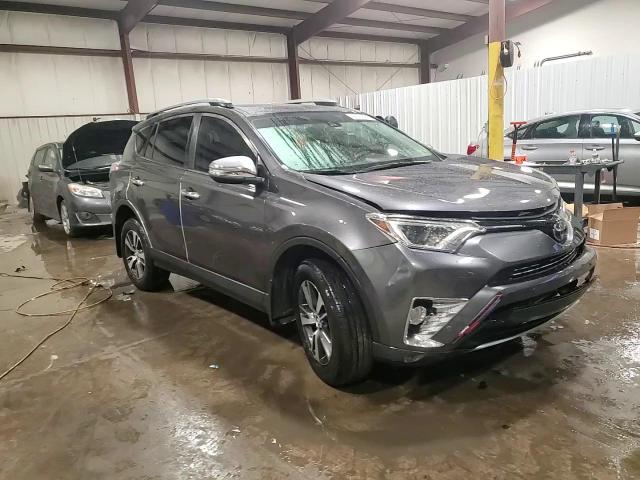2017 Toyota Rav4 Xle VIN: JTMRFREVXHJ712391 Lot: 96134495