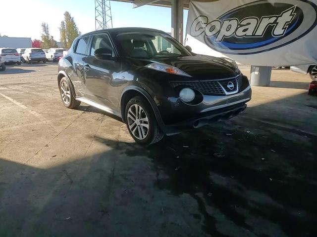 2011 Nissan Juke S VIN: JN8AF5MV2BT011920 Lot: 96759545