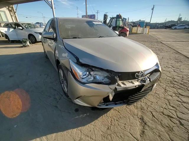 2015 Toyota Camry Le VIN: 4T1BF1FK8FU018216 Lot: 94819895