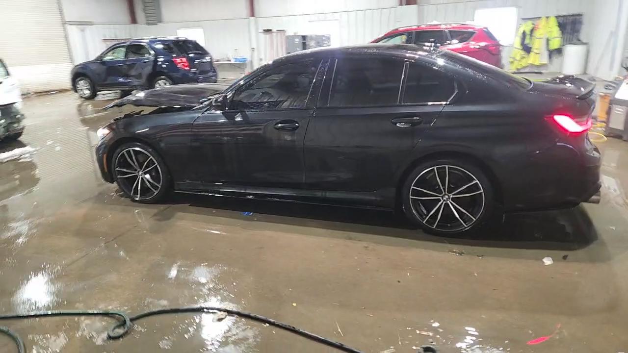 Фото: 3MW5U9J03N8C32289