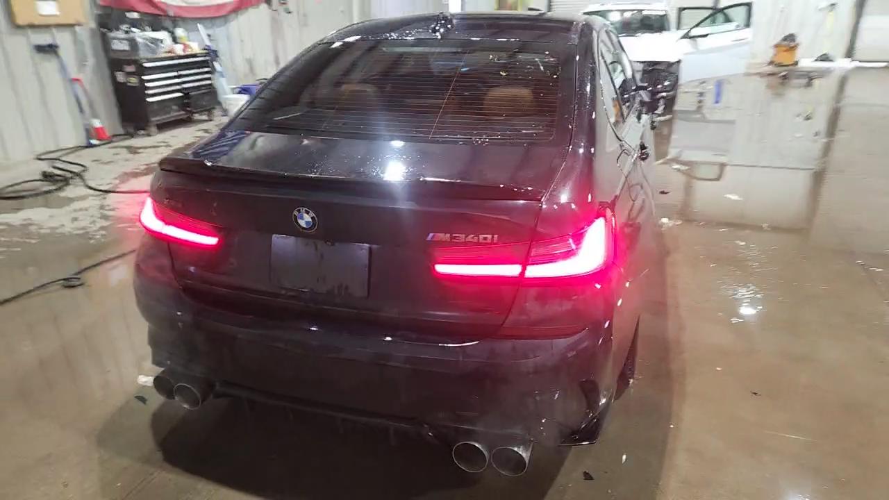 Фото: 3MW5U9J03N8C32289