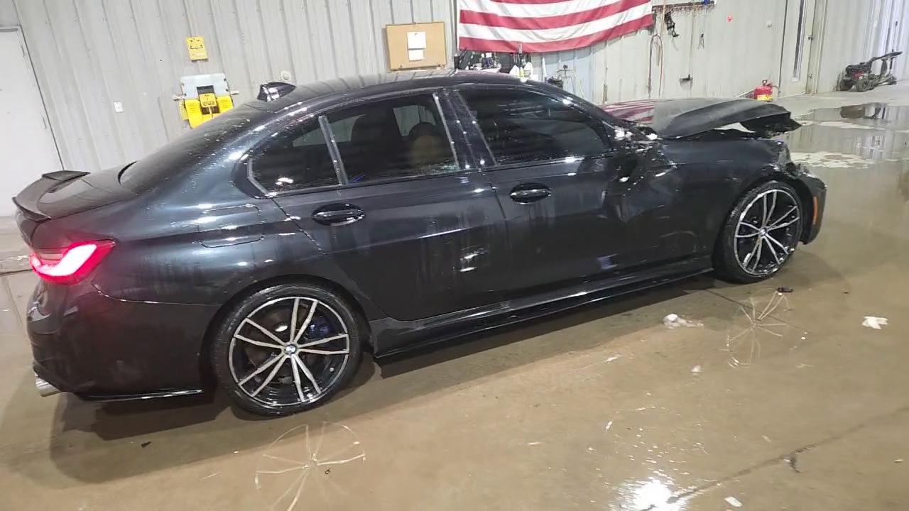 Фото: 3MW5U9J03N8C32289