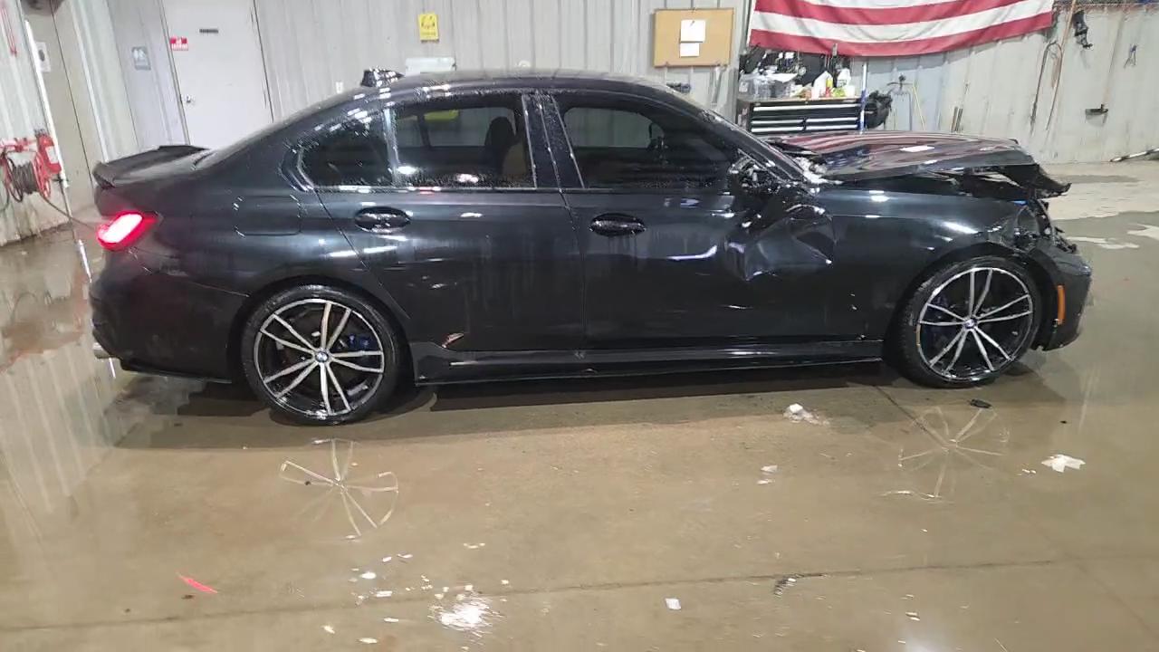 Фото: 3MW5U9J03N8C32289