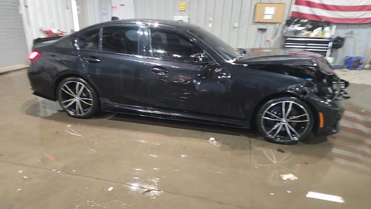 Фото: 3MW5U9J03N8C32289