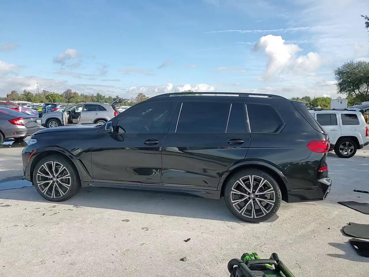 Фото: 5UXCW2C04L9C52578