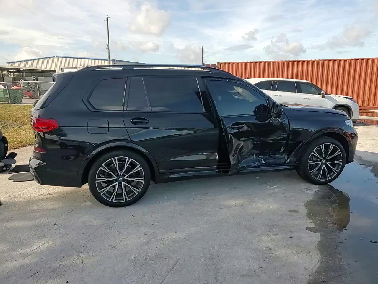 Фото: 5UXCW2C04L9C52578