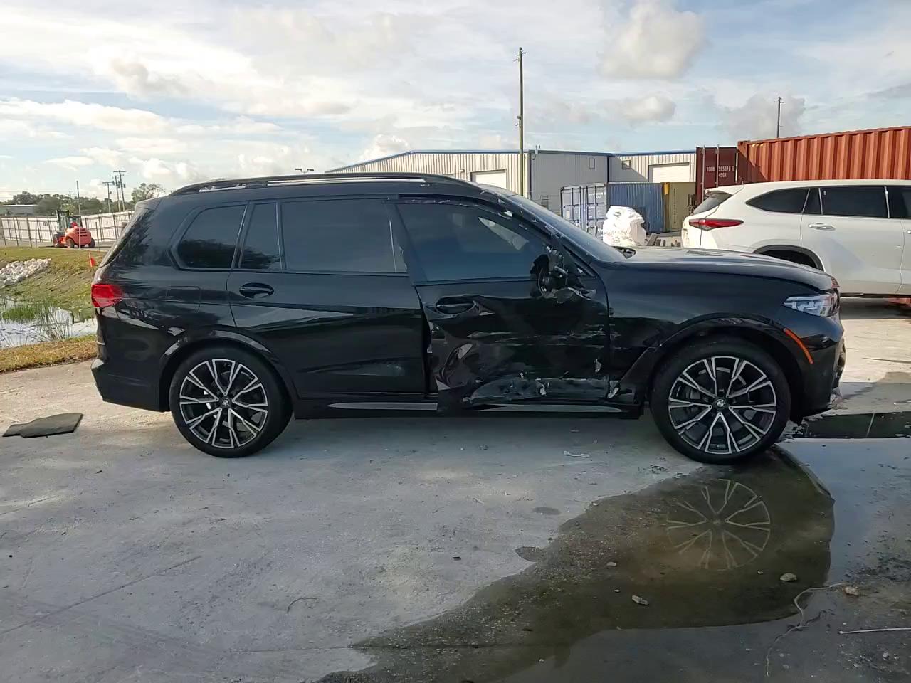 Фото: 5UXCW2C04L9C52578