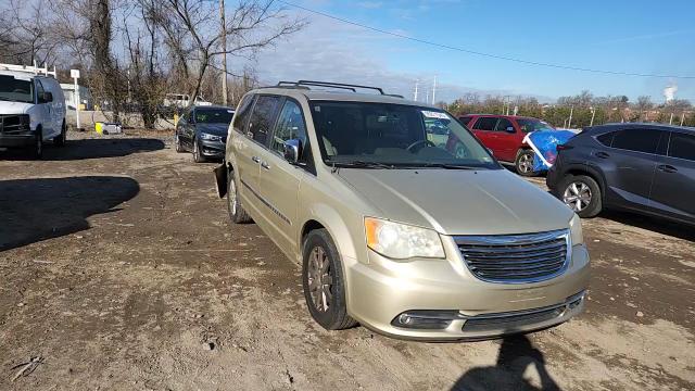 2011 Chrysler Town & Country Touring L VIN: 2A4RR8DG8BR614770 Lot: 95871545