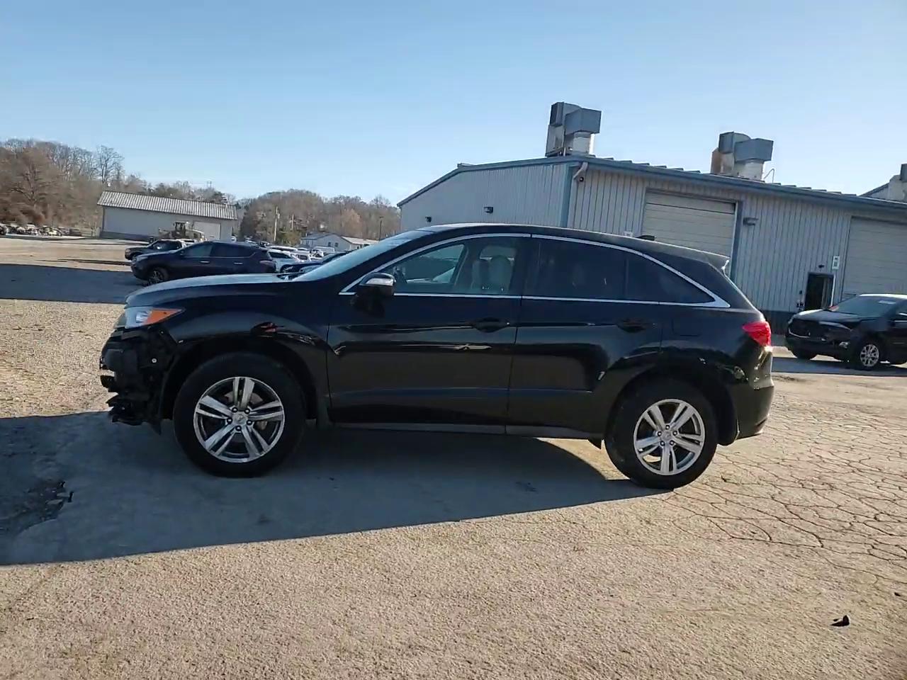 Фото: 5J8TB4H51FL028770