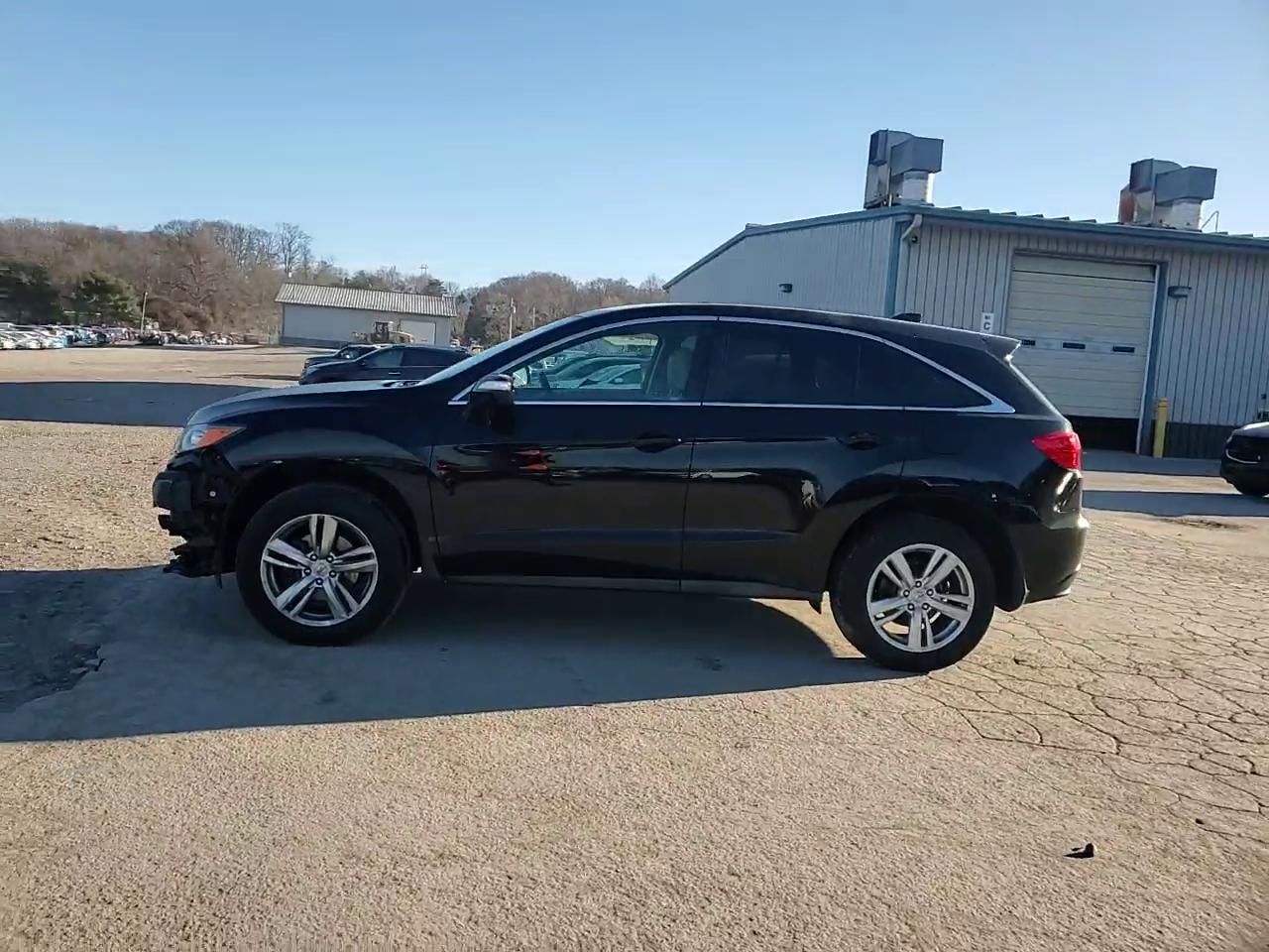 Фото: 5J8TB4H51FL028770