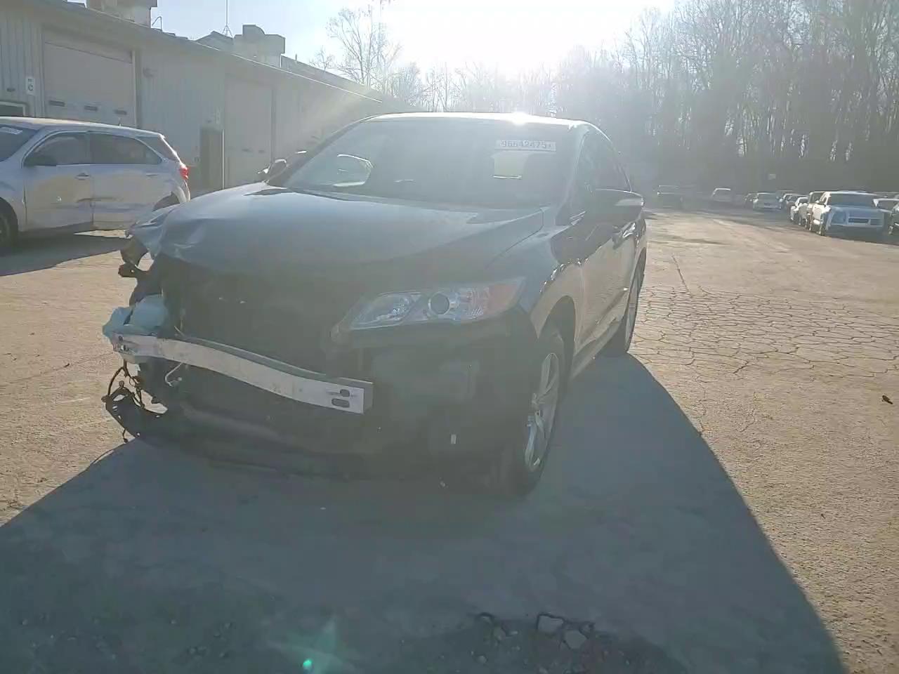 Фото: 5J8TB4H51FL028770