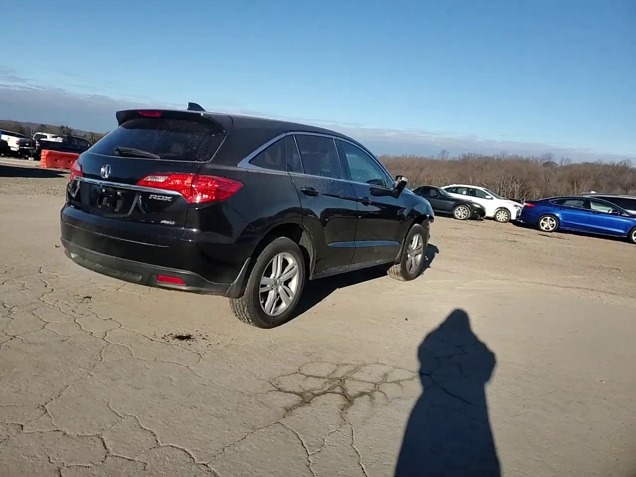 Фото: 5J8TB4H51FL028770