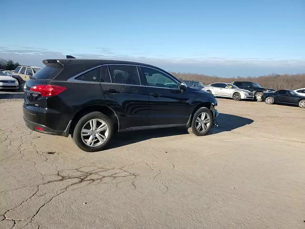 Фото: 5J8TB4H51FL028770