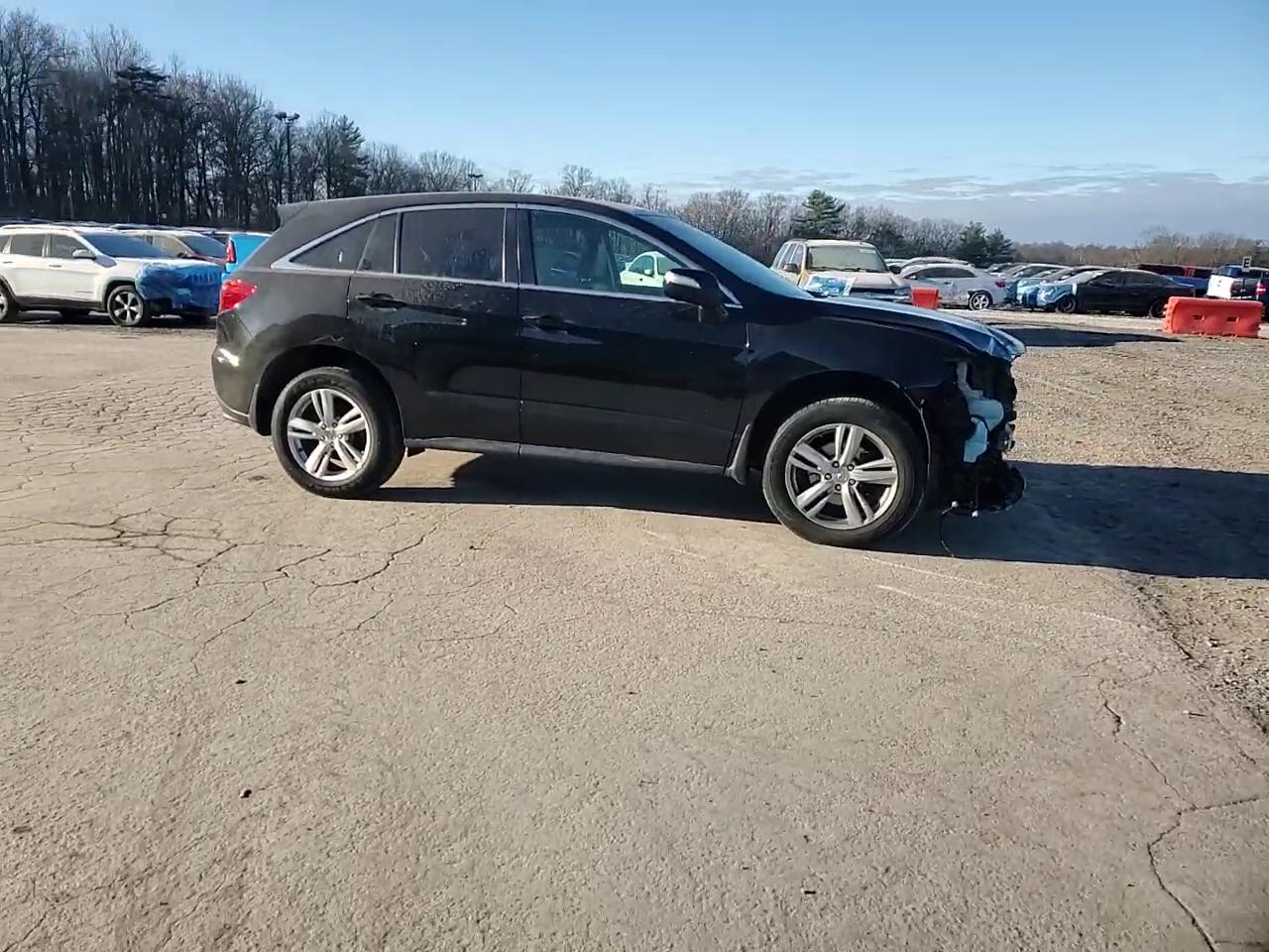 Фото: 5J8TB4H51FL028770