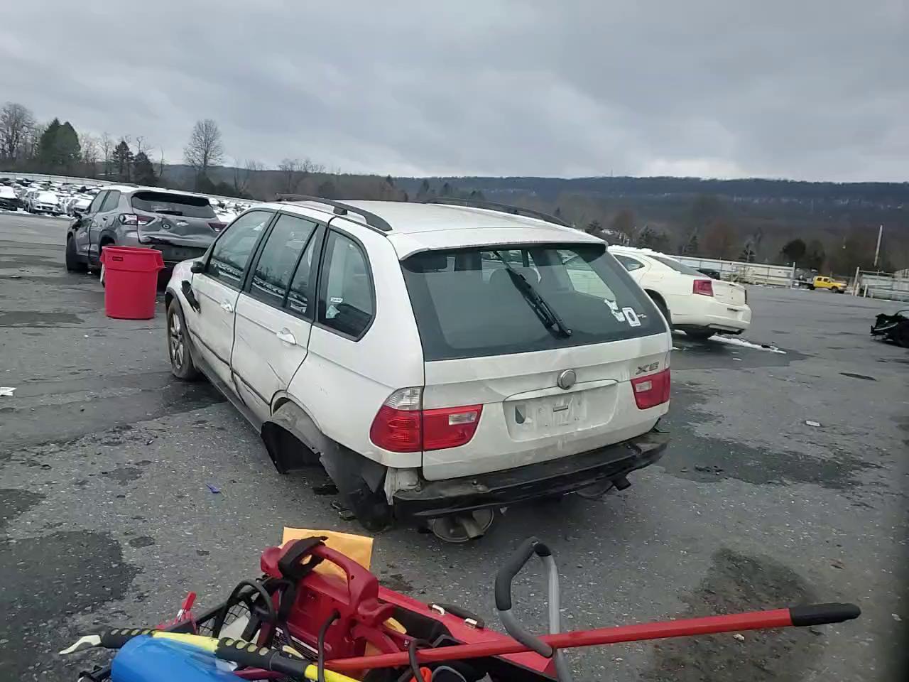 Фото: 5UXFA13515LY10150