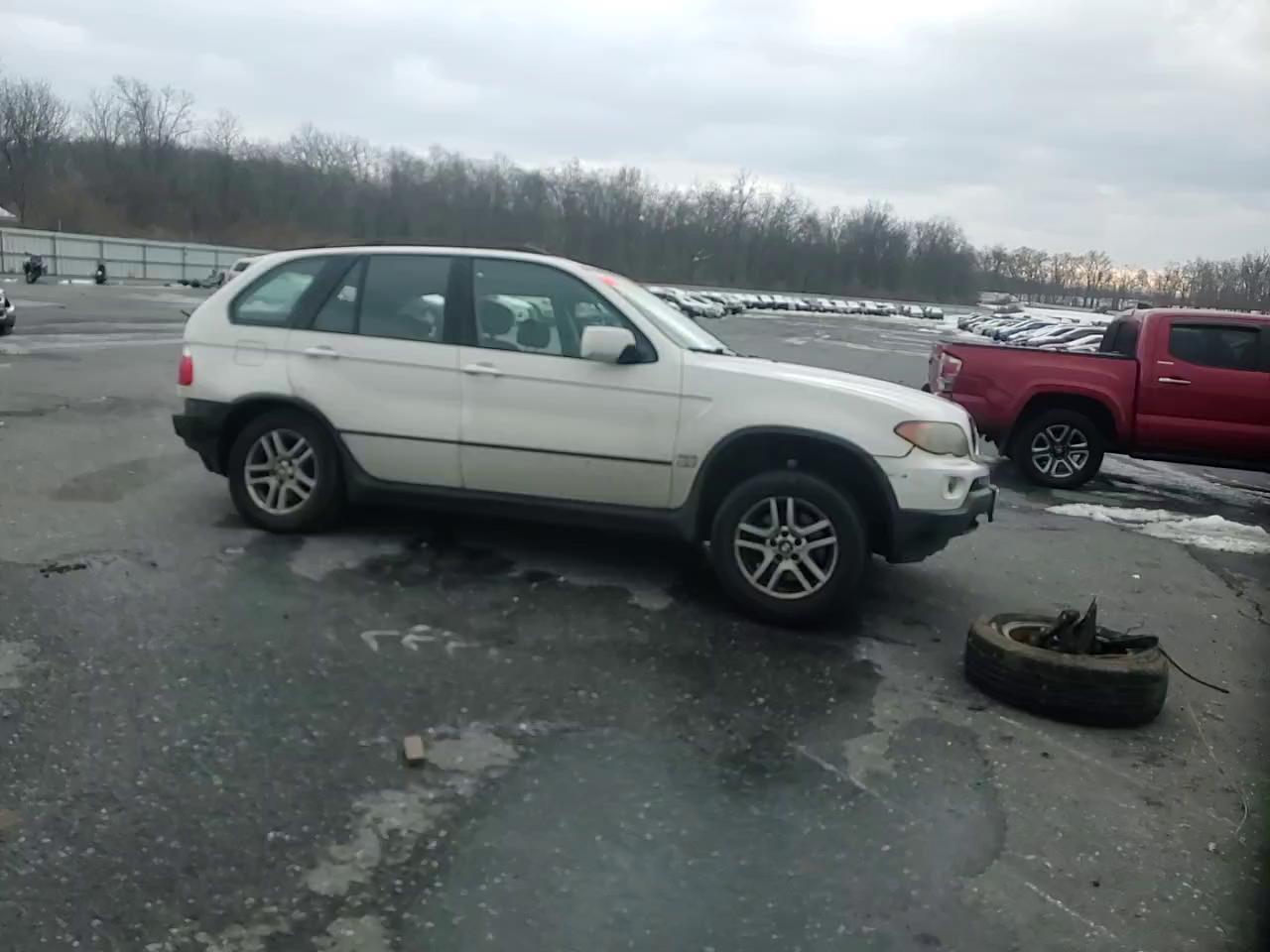 Фото: 5UXFA13515LY10150