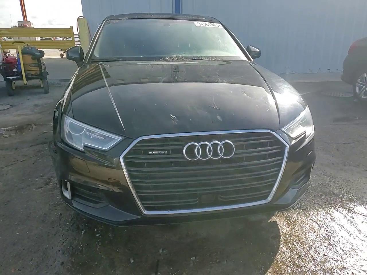 Фото: WAUB8GFF6J1043143