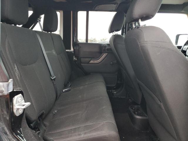 1C4BJWDG3JL815194 Jeep Wrangler Unlimited Sport