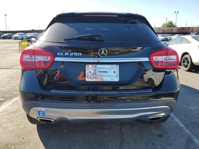 WDCTG4EB7HJ338392 Mercedes-Benz GLA 250