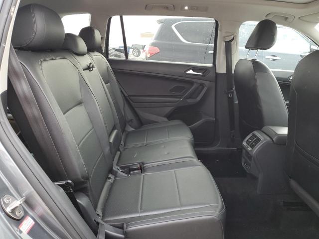 3VV2B7AX8LM038845 Volkswagen TIGUAN SE