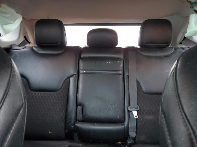 3C4NJDBB8JT434048 Jeep Compass Latitude