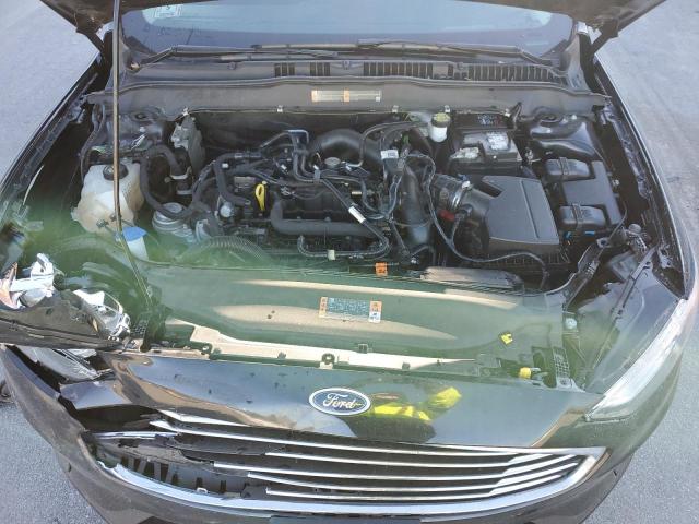 3FA6P0HDXKR227797 Ford FUSION SE