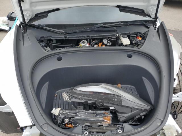 5YJ3E1EB9NF260503 Tesla MODEL 3