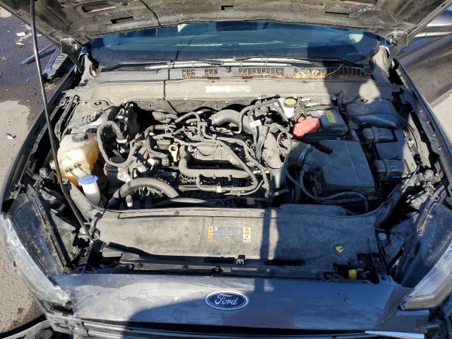 3FA6P0HD3KR215703 Ford FUSION SE