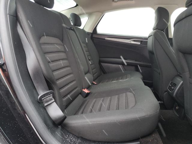 3FA6P0LU5KR147623 Ford FUSION SE