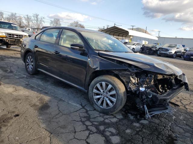 1VWAT7A37FC058009 Volkswagen PASSAT S