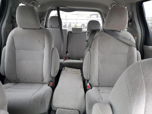 5TDKK3DC0GS698903 Toyota SIENNA LE