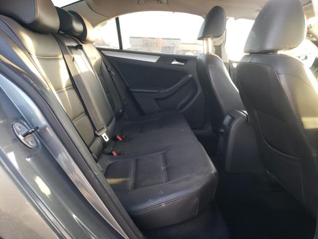 3VWD07AJ5EM364644 Volkswagen JETTA SE