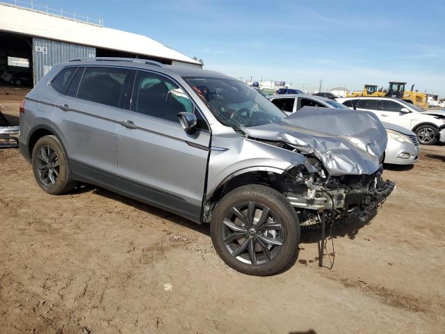 3VVNB7AX5PM054925 Volkswagen TIGUAN SE