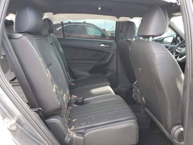 3VVCB7AXXPM061943 Volkswagen Tiguan Se R-line Black