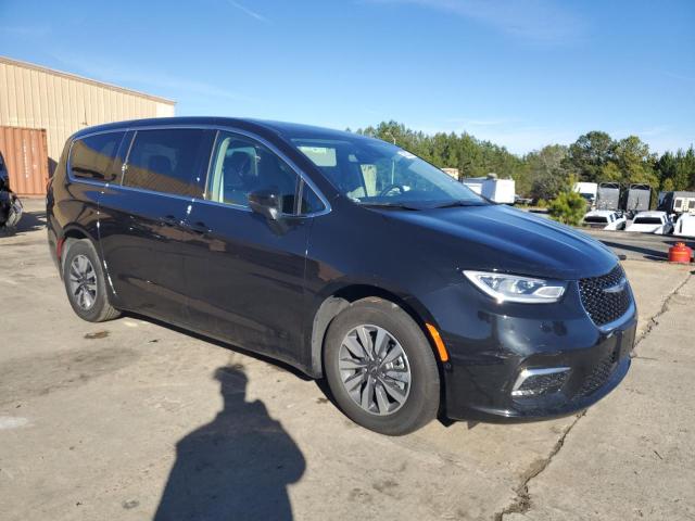 2C4RC1L7XPR579902 Chrysler Pacifica Hybrid Touring L