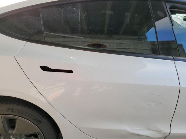 5YJ3E1EA4PF548553 Tesla MODEL 3