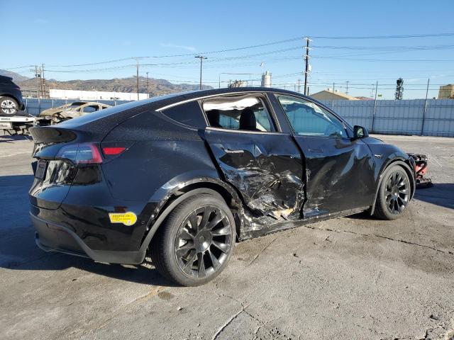 7SAYGDEE4NF384094 Tesla Model Y