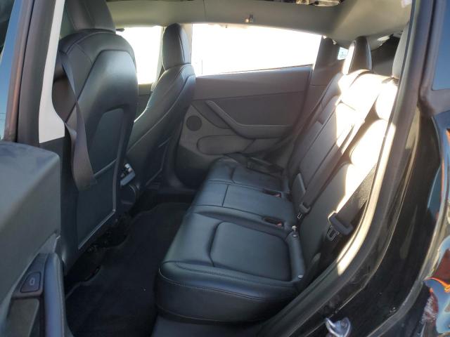 7SAYGDEE4NF384094 Tesla Model Y