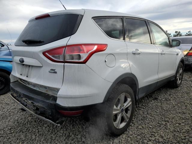 1FMCU9GXXGUC83904 Ford ESCAPE SE