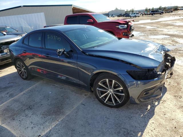 7JR102FK8MG102329 Volvo S60 T5 Momentum