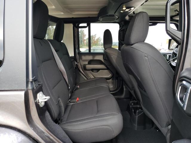 1C4HJXEG9NW158646 Jeep Wrangler Unlimited Sahara