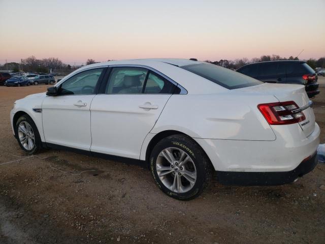 1FAHP2D8XJG138105 Ford TAURUS SE