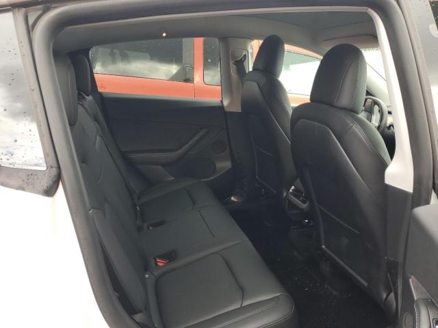7SAYGDEE1NF495976 Tesla Model Y