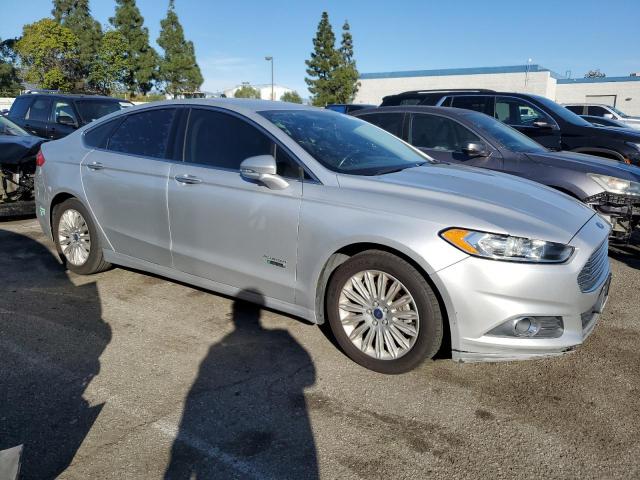 3FA6P0PU1GR229138 Ford Fusion Se Phev