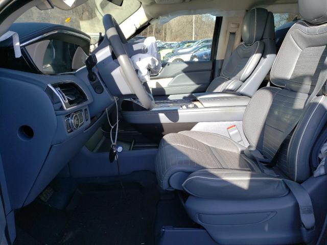 5LMJJ2TT2MEL19100 Lincoln Navigator Black Label