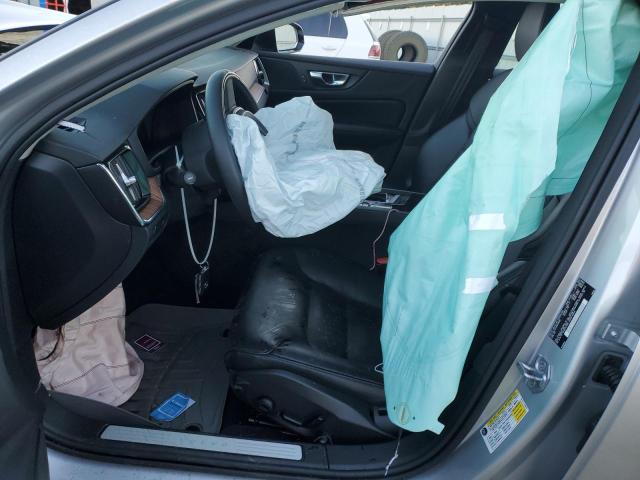 7JRL12FZ6NG161626 Volvo S60 B5 Momentum