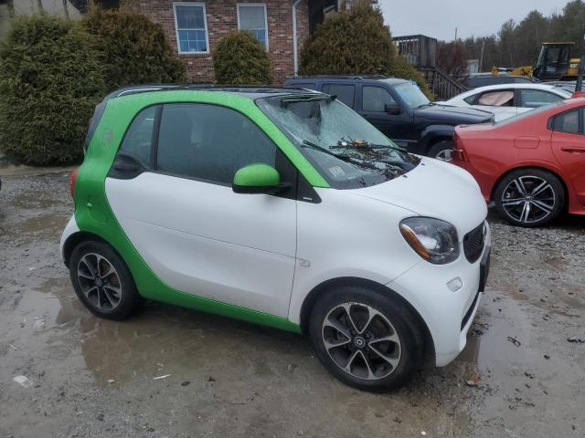 WMEFJ9BA8HK237046 Smart Fortwo