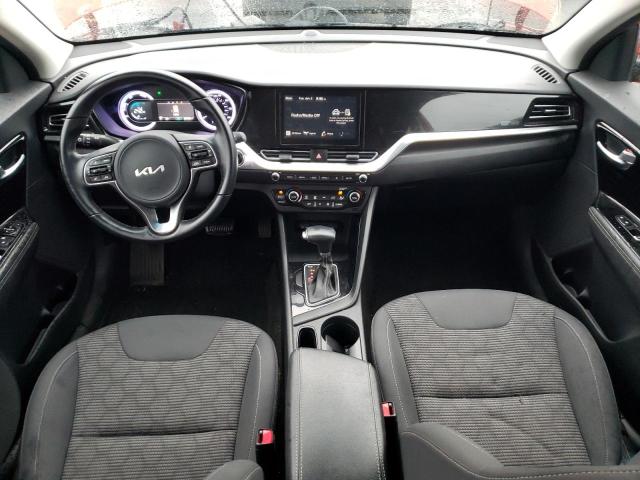 KNDCB3LC3N5499675 KIA NIRO LX