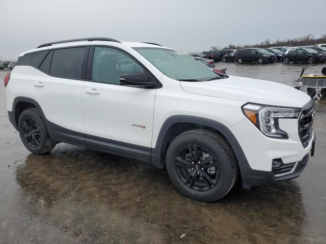 3GKALYEV3NL251835 GMC Terrain At4