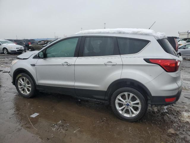 1FMCU9GD1KUC51552 Ford ESCAPE SE